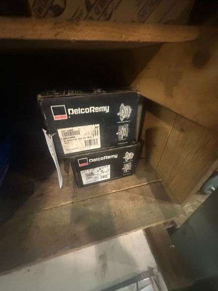 (2x) Delco Remy  Alternators