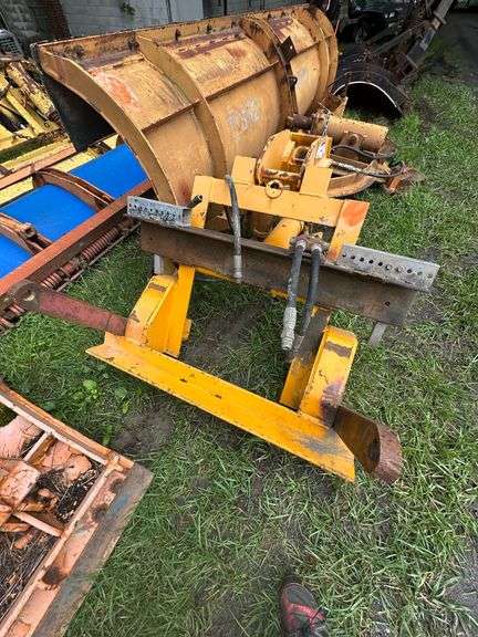10' Plow with Mount