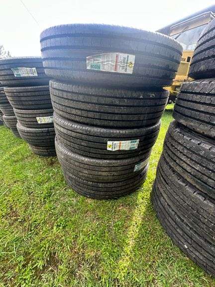 (4x) RoadMaster RM185/11R22.5 Tires
