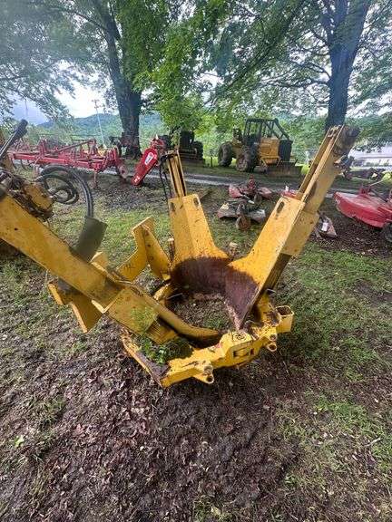Dutchman Model-240 3 Blade Tree Spade