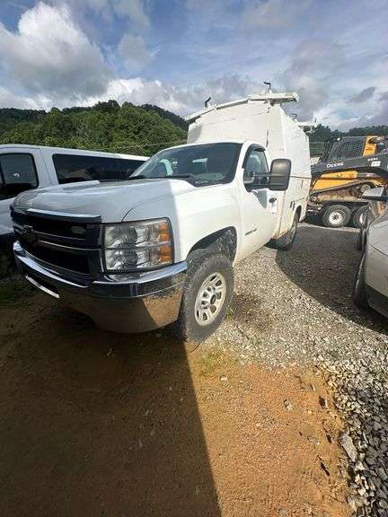 2011 Chevy 3500 HD Utility Bed VIN# 1GB3KZCG8BZ346563