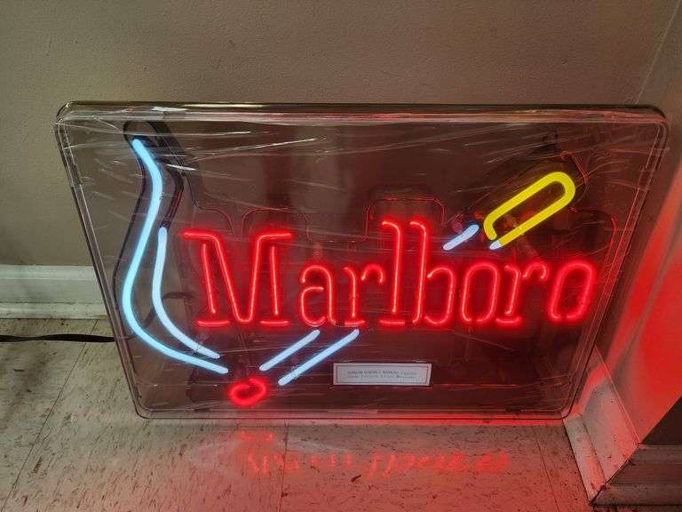 15"x21" Marlboro Cigarettes Advertising Neon