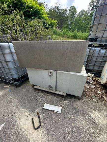 (2x) Sturdy-Lite 2 Door Toolboxes w/ Latches