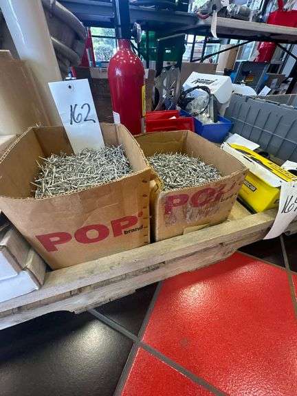 (2x) Boxes Small Rivets