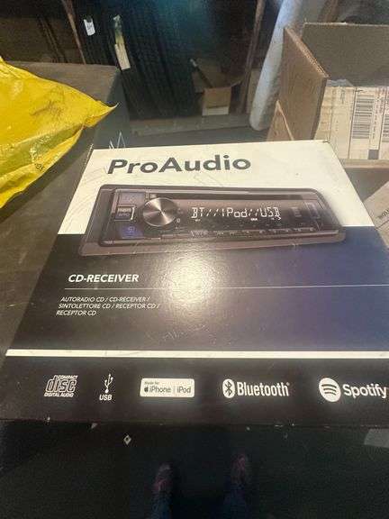 (2x) Pro Audio and JVC CD Receivers