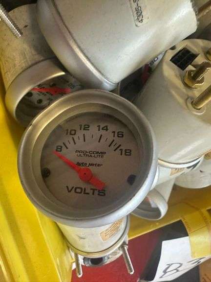 Box Of Used Autometer Gauges | 2 -1/16  Small