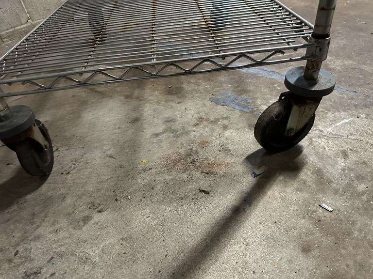 Rolling Bakers Rack