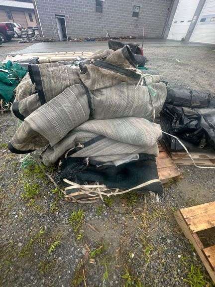 (2x) Mesh Tarps