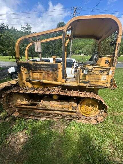 Dresser TD8G Dozer