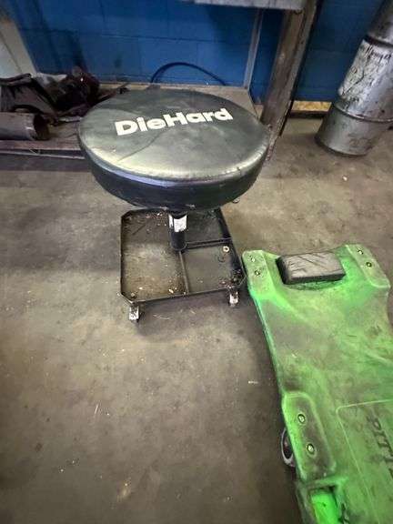 Pittsburgh Creeper & Die Hard Rolling Mechanics Stool w/ Hardware Catcher