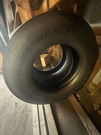 (2x) 285/75 R24.5 New Truck Tires