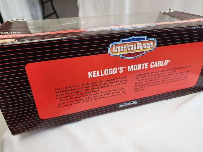 Terry Labonte Hand Signed 1/18 Scale Kellog's #5 Die Cast Car
