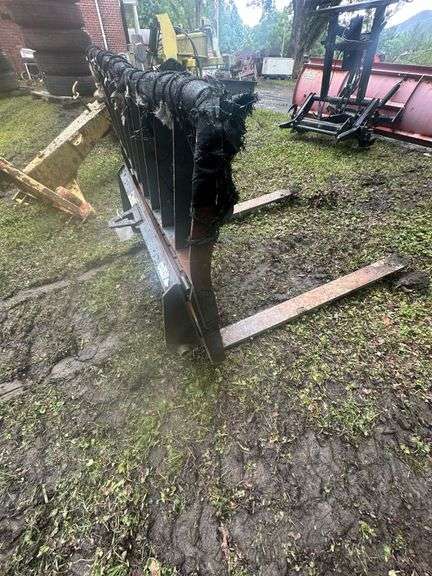 Skid Steer Fork Attachment