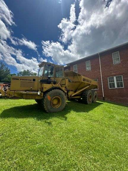 Volvo A25B BM Articulated Dump Truck