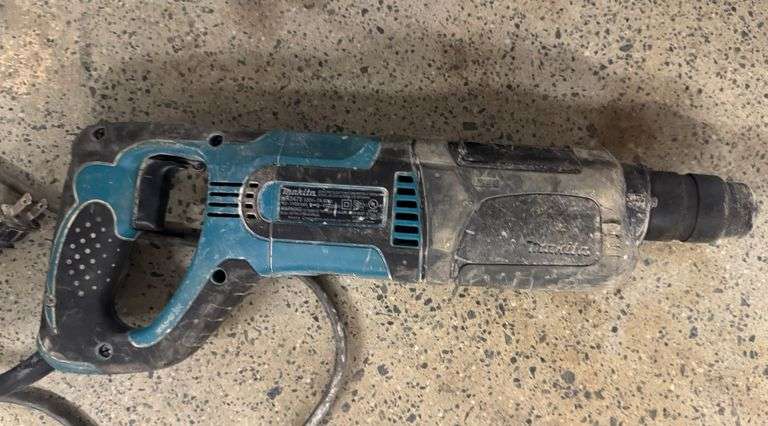 Makita HR2475 Rotary Hammer