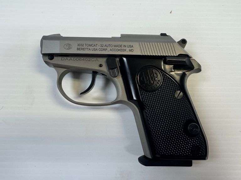 Beretta, Model 3032 TOMCAT, Serial # DAA006402CA, Semi Auto, 32