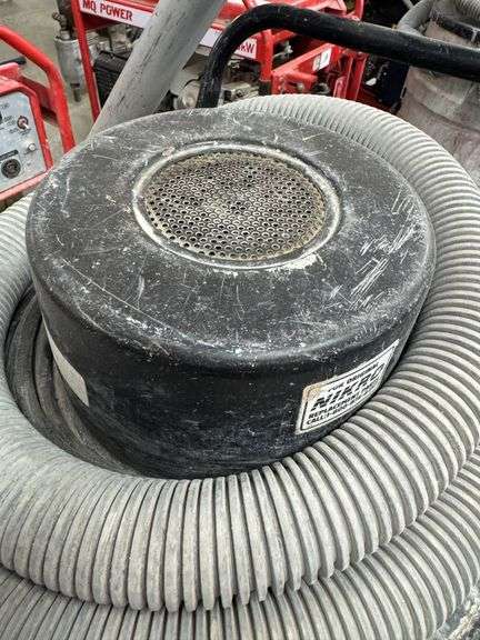 Nikro Industrial Vacuum on Wheels with Wand