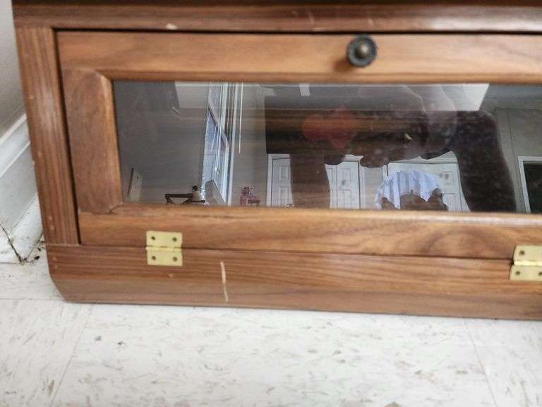 9"x18" Wooden Display Case