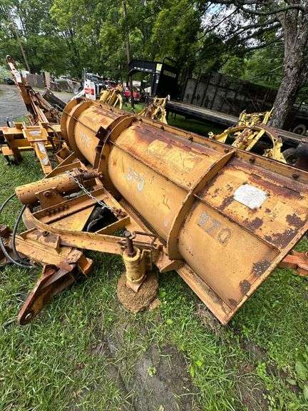 10' Plow with Mount