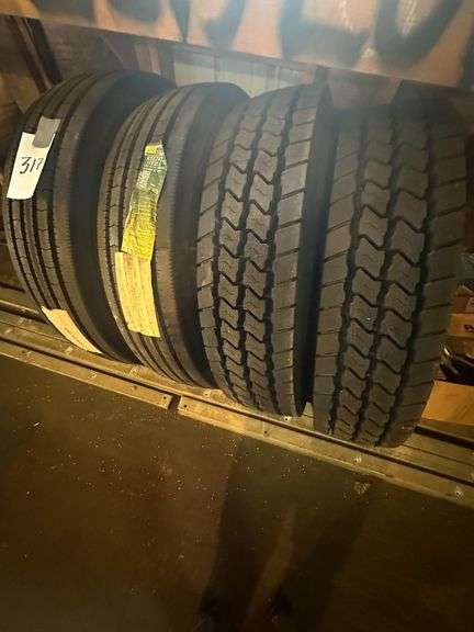 (4x) 11R 22.5 New Truck Tires