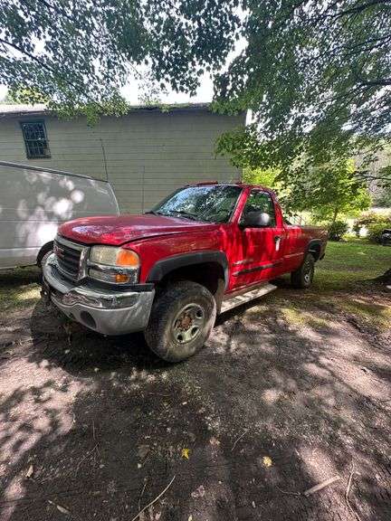 2003 GMC Sierra 2500HD 4x4 Extended Bed VIN# 1GTHK24U74E119422