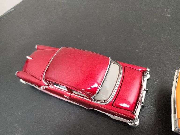 (3) 1:24 Scale Die Cast Cars