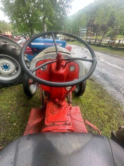 Ford Tractor RDH1101-A