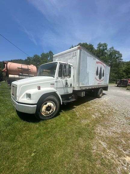 1998 Freightliner FL70 22' Box Truck VIN# 1FV6HJAA6WH961233