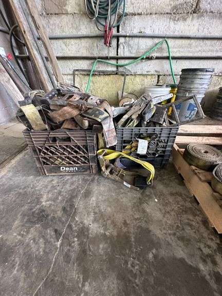 Lot of Heavy Duty Commercial Ratcheting Tie Down Straps