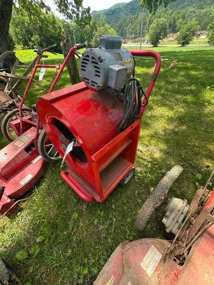 Rolling Blower w/ Baldor Farm Duty Motor