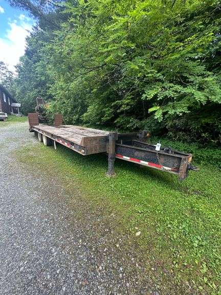 2005 28' Witzco Trailer TT-20 VIN# 1W854TB2855000025