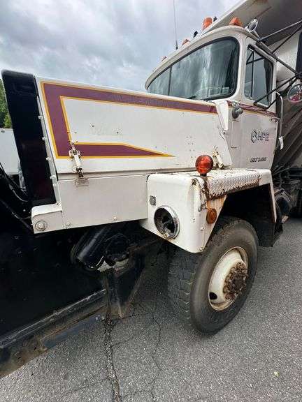 1980 Mack RM6854X Plow Truck VIN# 1M2S137C2BA001375