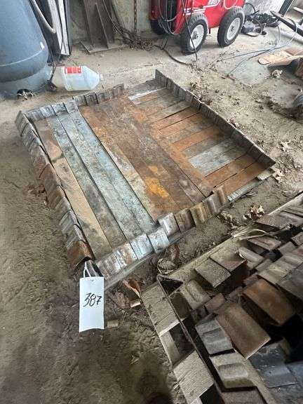 Pallet of Supports