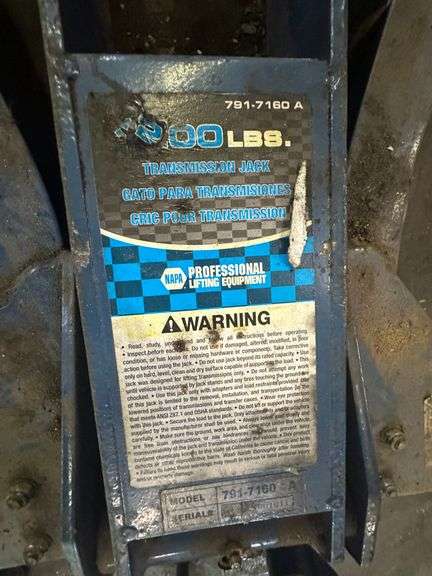 Napa Auto 1 Ton Hydraulic Transmission Jack