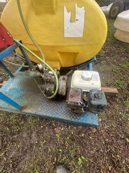Jacto 3600 Cannon Sprayer  300 Gallon