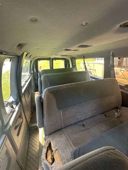 1994 Ford Extended Van VIN# 1FBJS31H0SHA31343