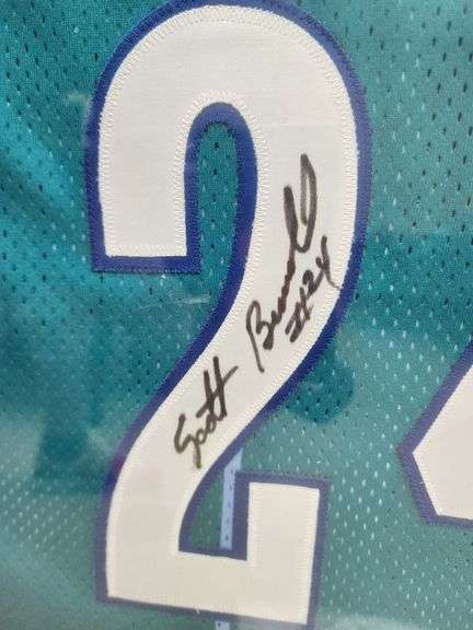 Scott Burrell Autographed Framed and Matted Charlotte Hornets Jersey