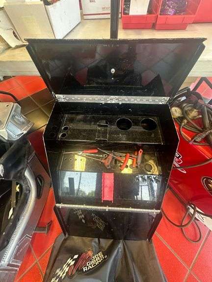 Pit Road  Toolbox with Cover From JGR
