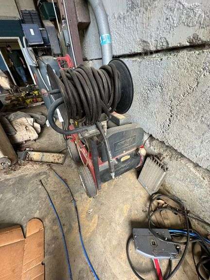 Hotsy Hot Water Pressure Washer