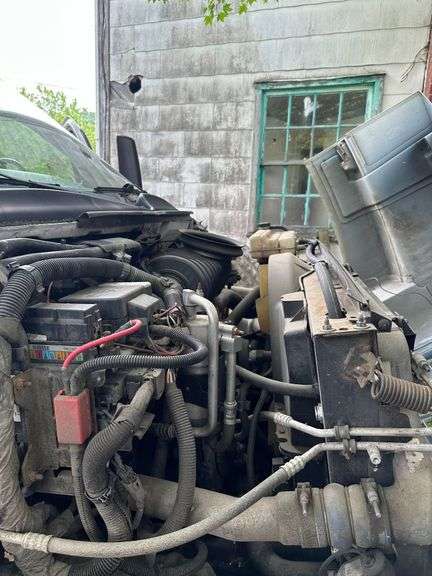 2008 Chevy C7500 Line Truck VIN# 1GBM7C1B88F417491