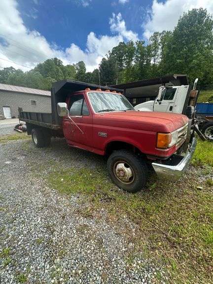 1990 Ford F-350 12' Dump Truck 4x4 VIN# 1FDKF381LNA66365