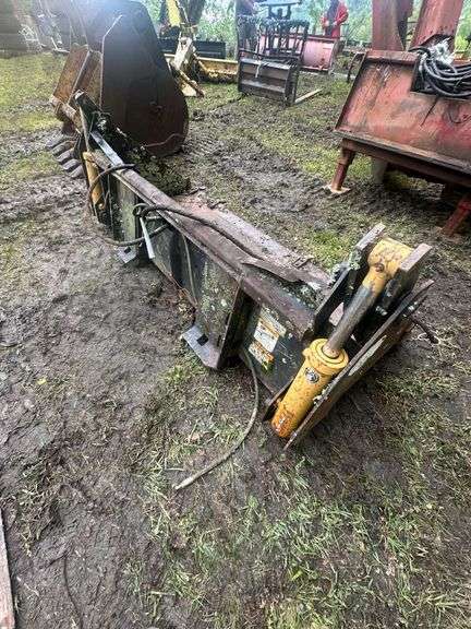 Skid Steer Bucket Attachment