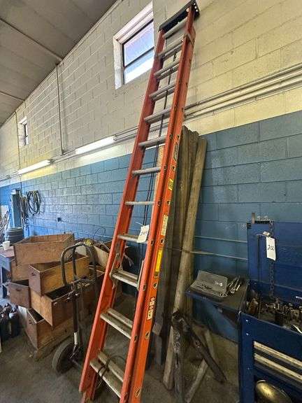 Louisville 24' Ladder