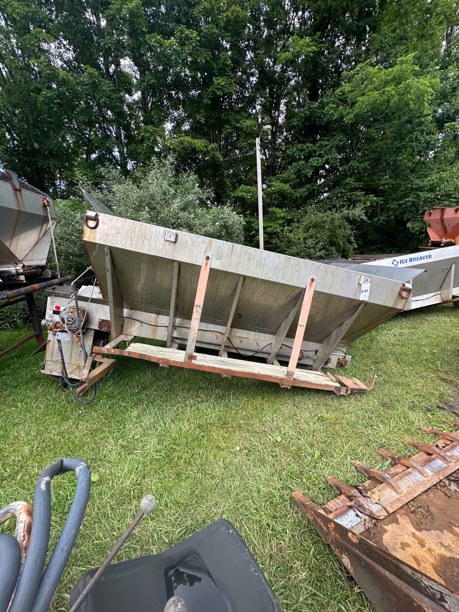 Lot image 1