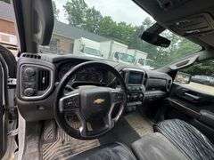 2021 Chevrolet Silverado 1500 LT Crew Cab 4WD Pickup | VIN: 1GCUYDED4MZ398957