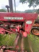 International Harvester model McCormick Farmall 140