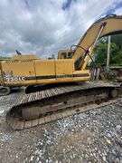 John Deere 230LC Excavator with Thumb