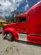 2011 Peterbilt 386 Sleeper Cab VIN# 1XPHDP9X5BD126283