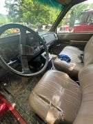 1998 GMC C6500 14" with Liftgate VIN# 1GDJ7H1C3XJ503772