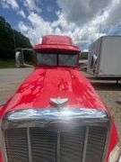 2011 Peterbilt 386 Sleeper Cab VIN# 1XPHDP9X5BD126283